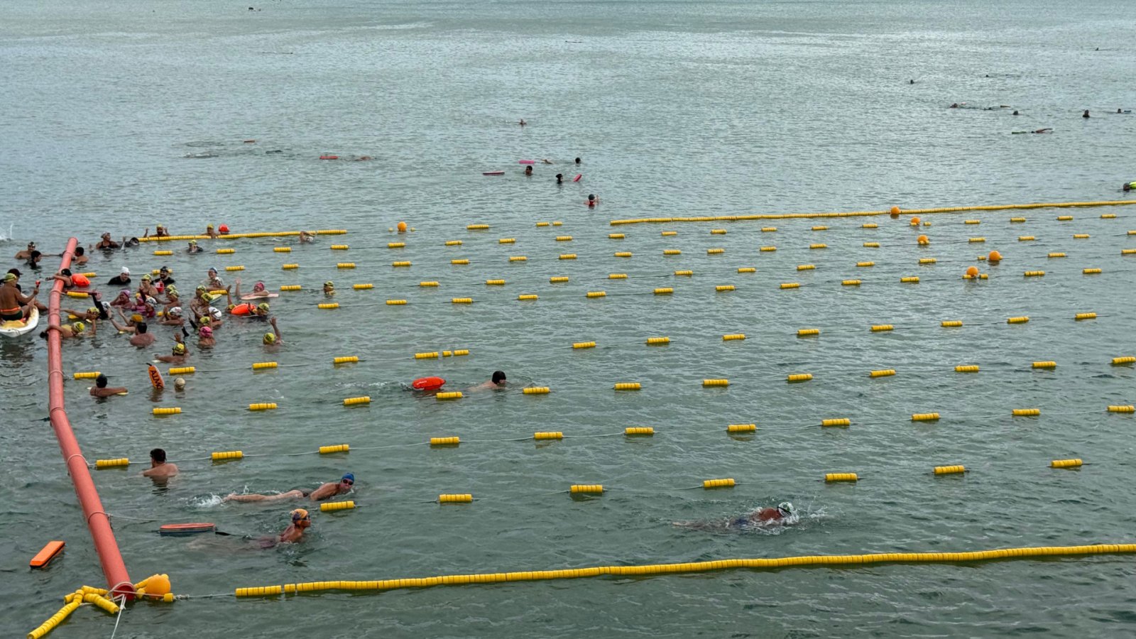 Prefeitura de Fortaleza prorroga raias aquáticas do projeto Bora pro Mar por mais 15 dias